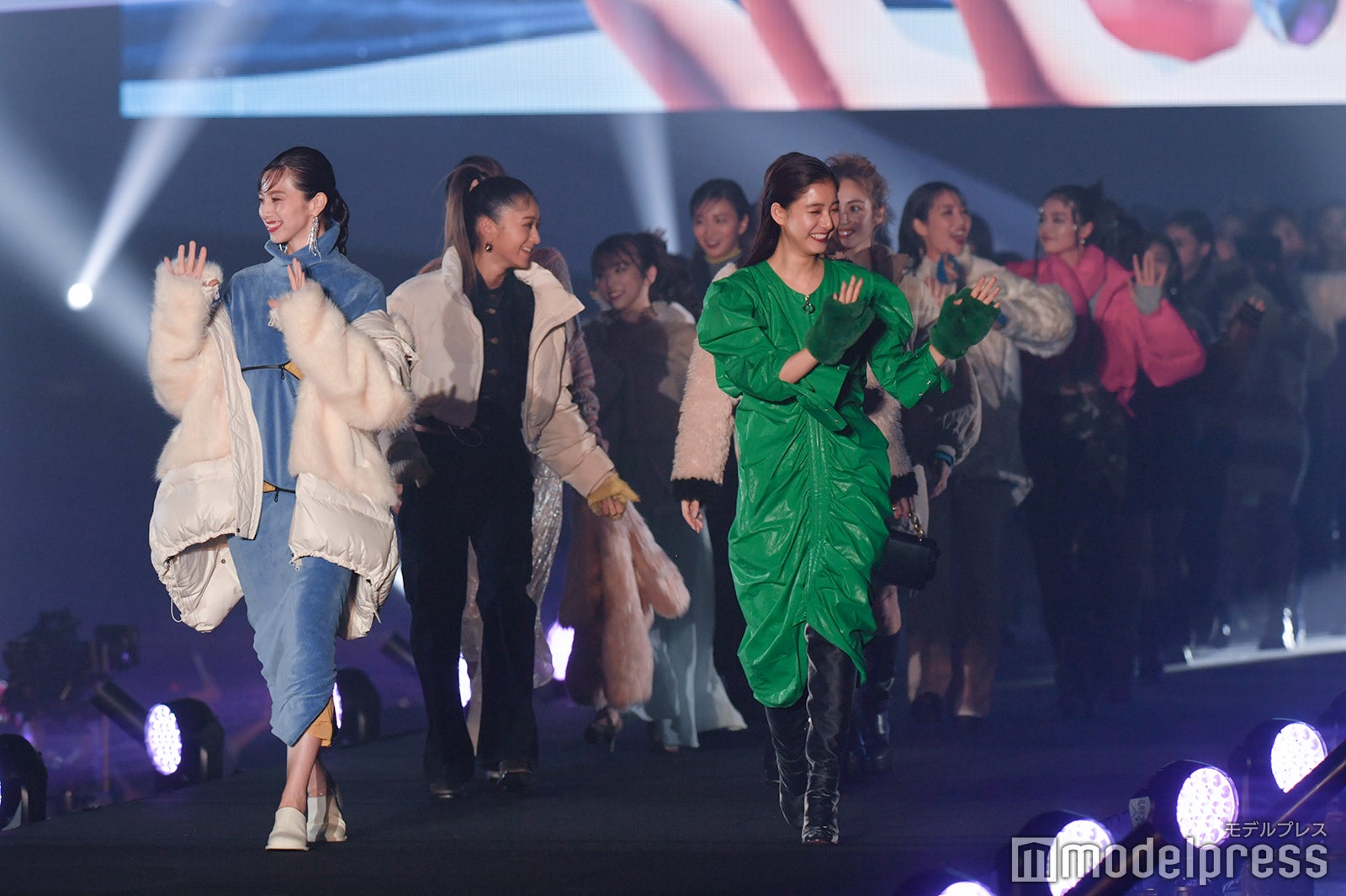 （C）モデルプレス