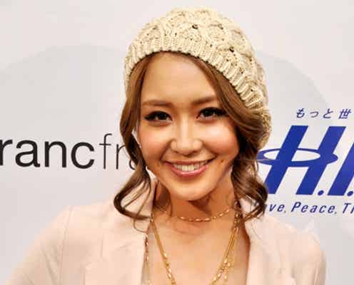 熱愛報道で話題の向山志穂、恋愛・美の秘訣を語る モデルプレスインタビュー