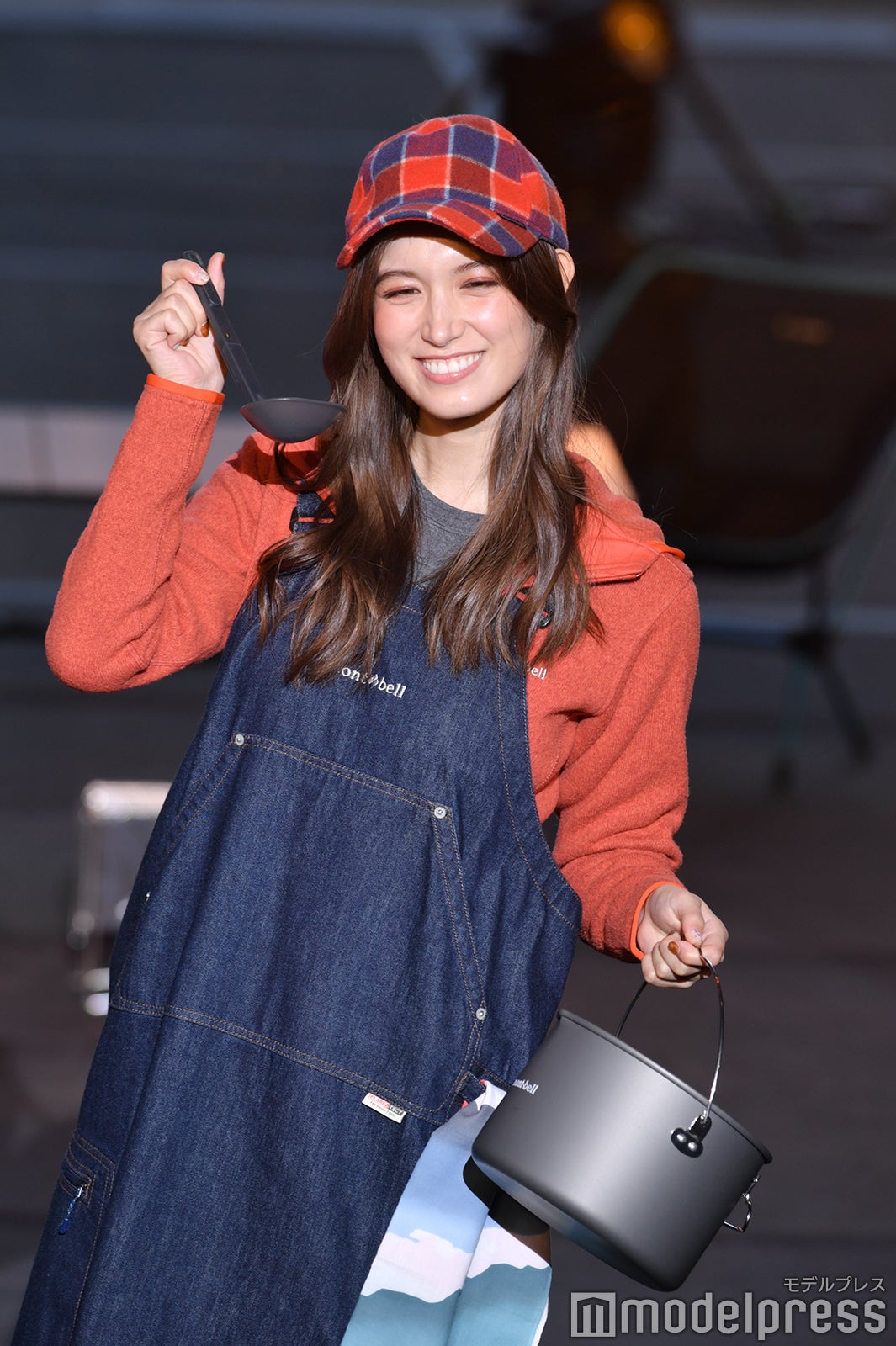 （C）モデルプレス