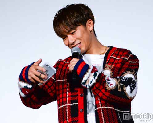 EXILE NAOTO、ファンと自撮りのサプライズに黄色い歓声