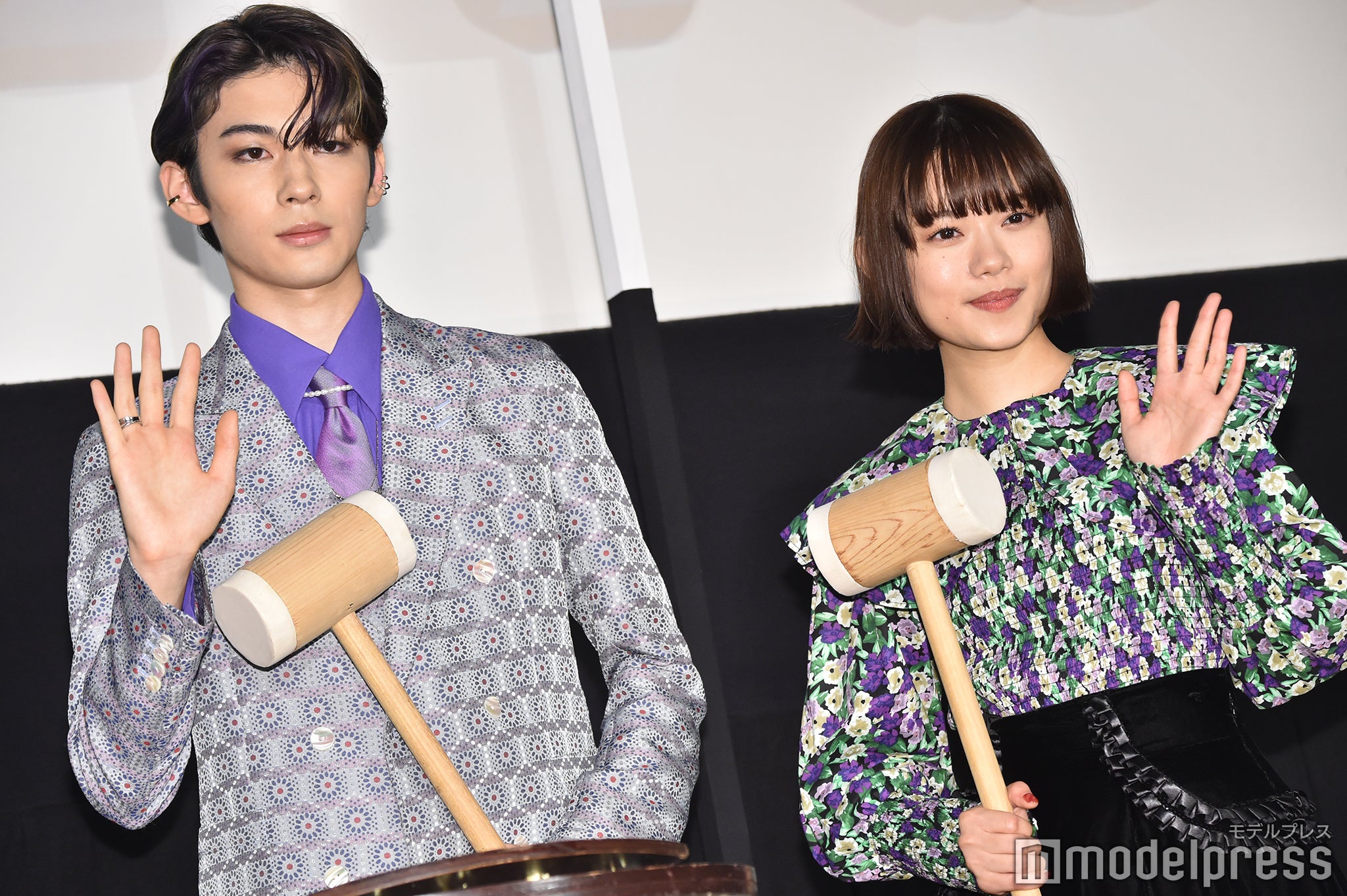 市川染五郎、杉咲花 （C）モデルプレス