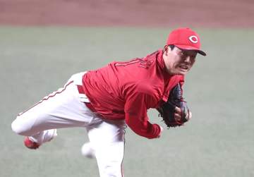 オリックスが平野ら抹消で4人入れ替え コーチ兼任右腕は4日から登板なし 広島は栗林を出場選手登録抹消 26日以降再登録可能