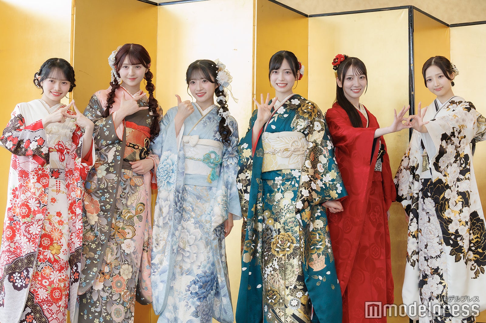 花田藍衣、久保姫菜乃、秋山由奈、新井彩永、工藤華純、迫由芽実（C）モデルプレス