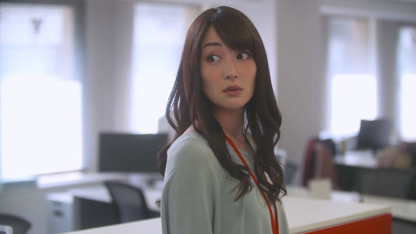 高梨臨／ドラマ『恋がヘタでも生きてます』第9話より（C）読売テレビ