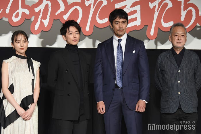 清原果耶、佐藤健、阿部寛、瀬々敬久監督(C)モデルプレス
