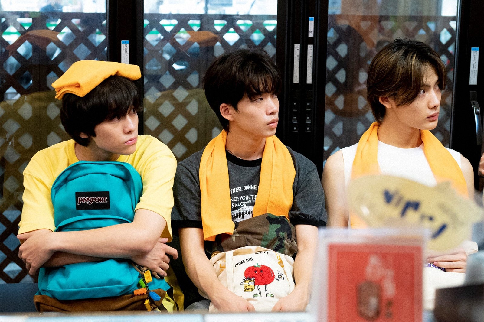 （左から）山下幸輝、森愁斗、NOA「君の花になる」第1話より（C）TBS