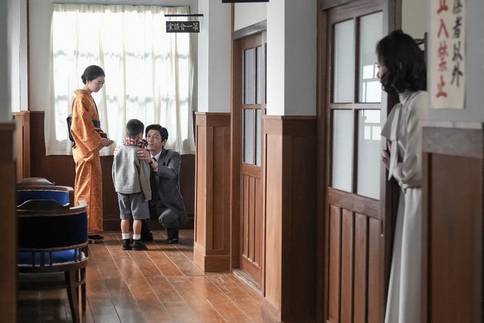 村上新悟、趣里「ブギウギ」第59話(C)NHK