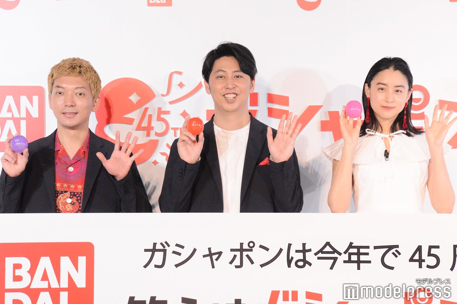 嶋佐和也、屋敷裕政、山本美月（C）モデルプレス
