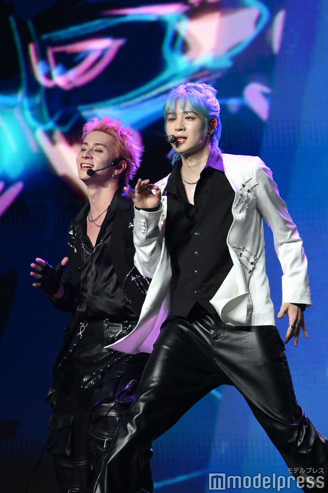 INI（C）モデルプレス