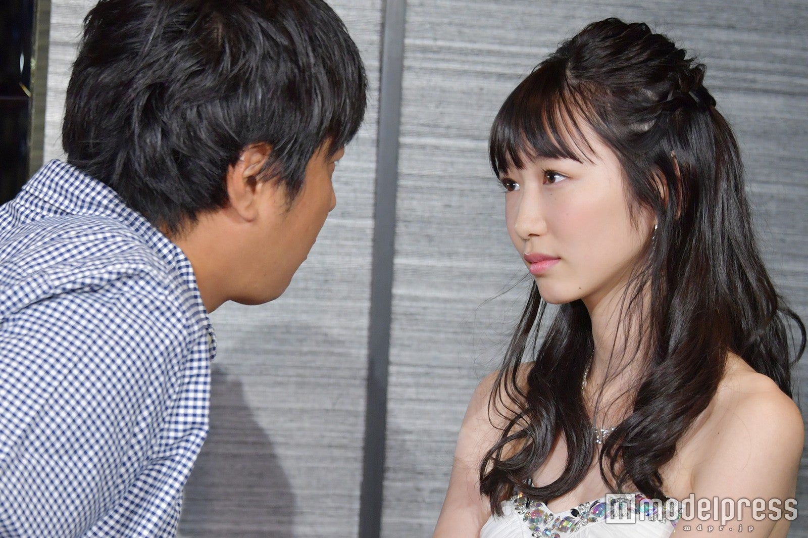 尾形貴弘、岡本夏美 （C）モデルプレス