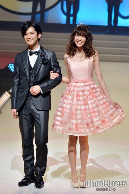 （左より）千葉雄大、桐谷美玲