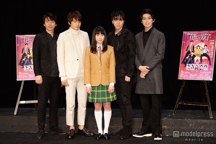 真剣佑 父 千葉真一の離婚質問飛ぶ モデルプレス 真剣佑 父 千葉真一の離婚質問飛ぶ モデルプレス