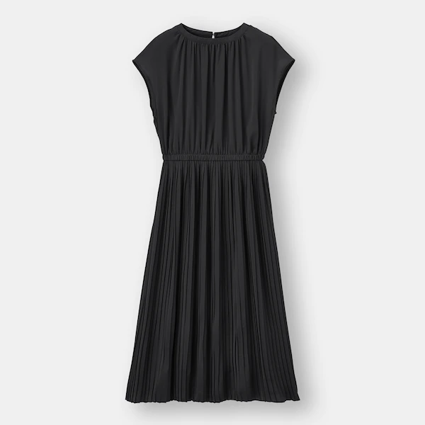 神コスパで細見えとは やっぱり Gu黒ワンピ が最強でした 今すぐ欲しい 名品ワンピース モデルプレス