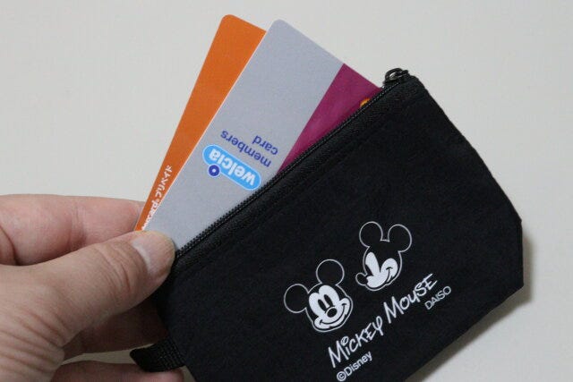 ダイソー マチ付ポーチ(ミッキーマウス) ダイソーのカードが入るマチ付ポーチ(ミッキーマウス)