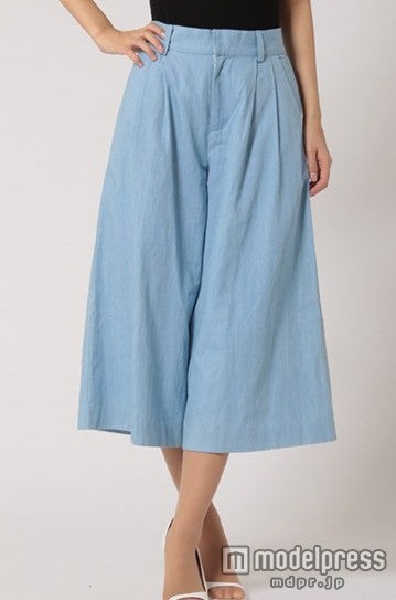 デニムガウチョパンツ「M.deux」8,532円（税込）