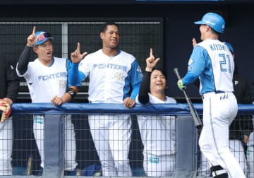 日本ハム・清宮幸「ホームランを打ててよかった」とはにかむ ドミれポーズにも手応え「浸透してくれてる」