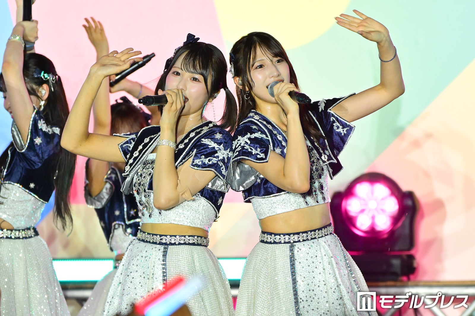尾木波菜、蟹沢萌子≠ME（C）モデルプレス