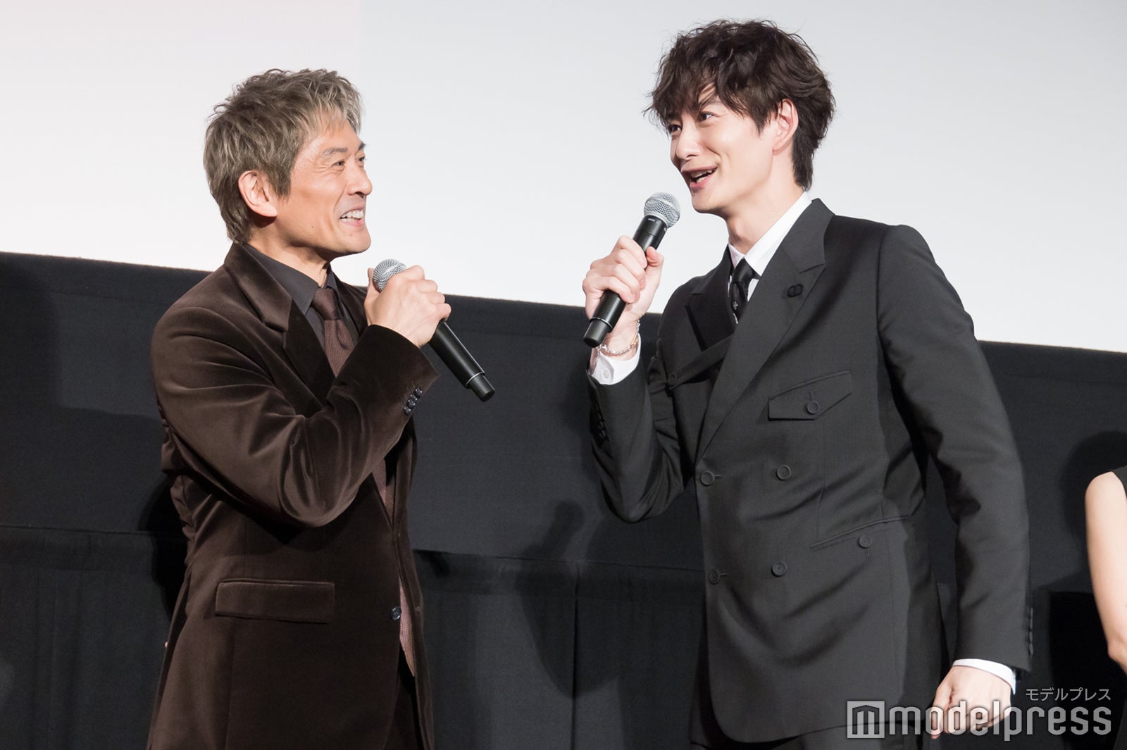 内野聖陽、岡田将生（C）モデルプレス