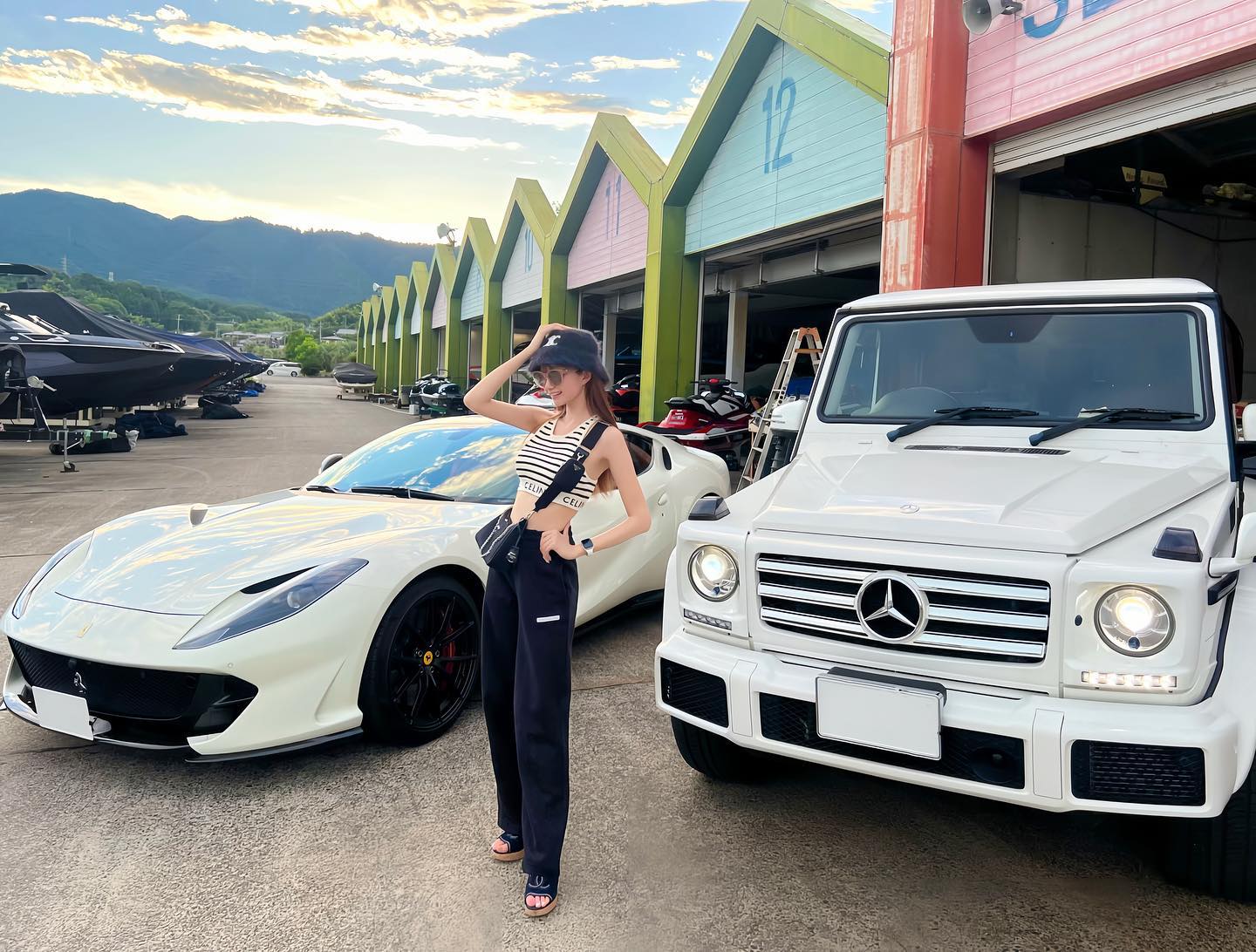 北新地No.1キャバ嬢ひめか、“人生1番の買い物”高級車フェラーリ購入を報告