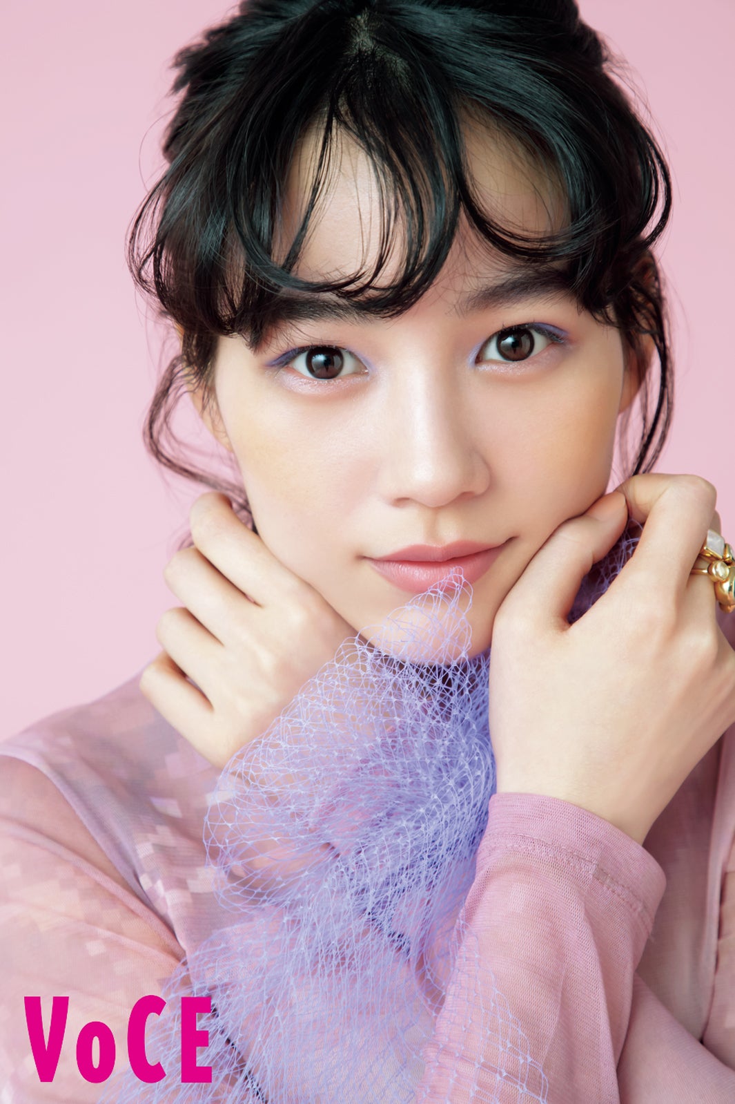 画像3/8) 高畑充希、春らしいメイクで透明美肌披露 スタッフも
