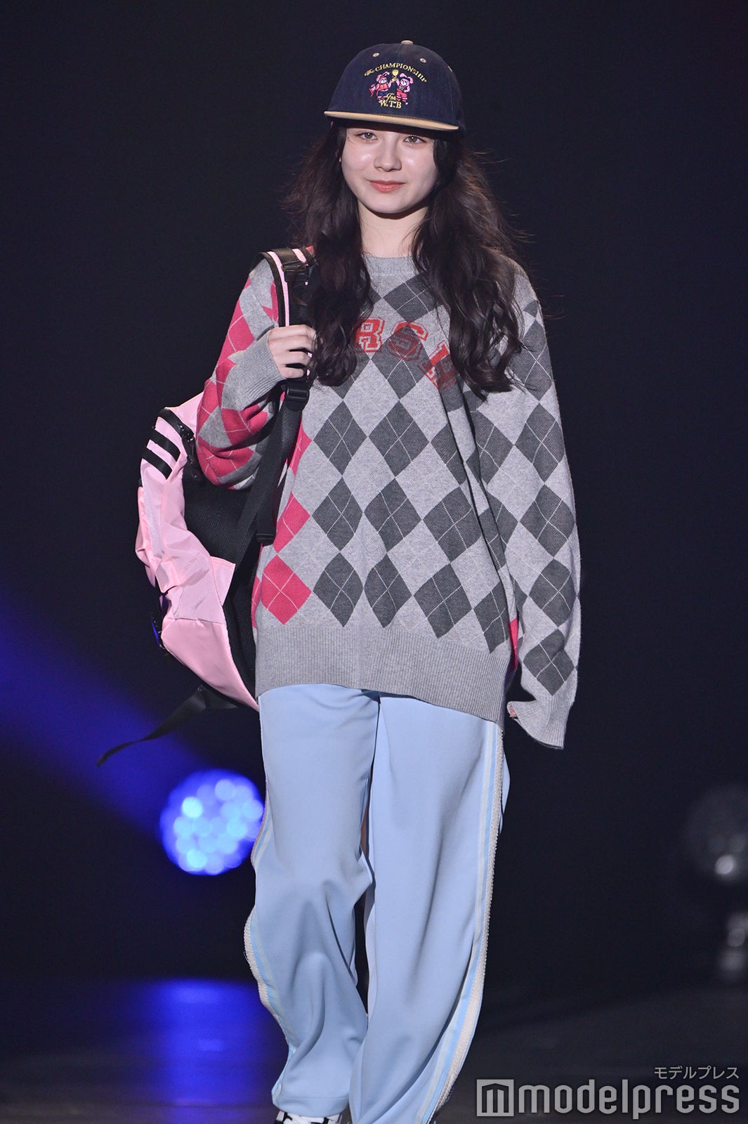 （C）モデルプレス