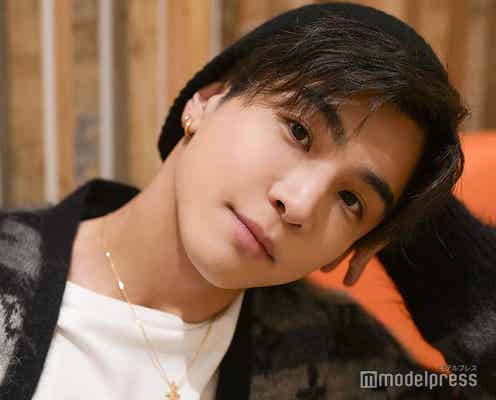 岩田剛典、人生の指針となった出会い―色褪せぬ三代目JSBメンバーの存在語る「本当に奇跡的」<「モノクロの世界」インタビュー後編>
