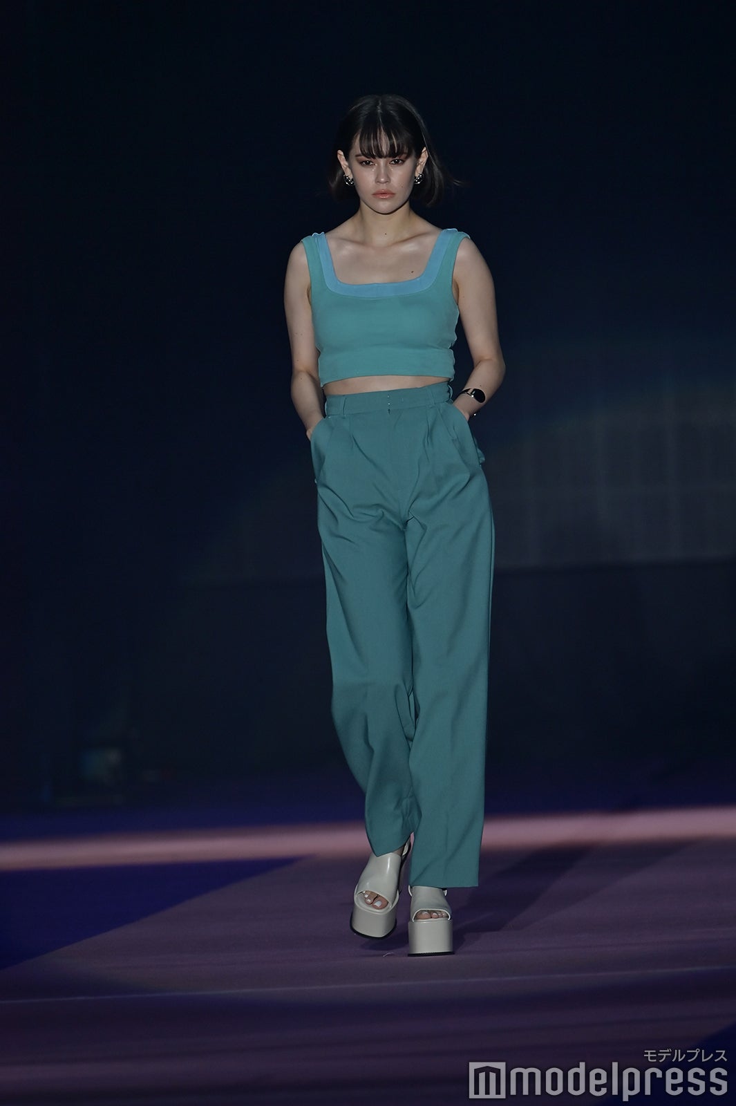 （C）モデルプレス