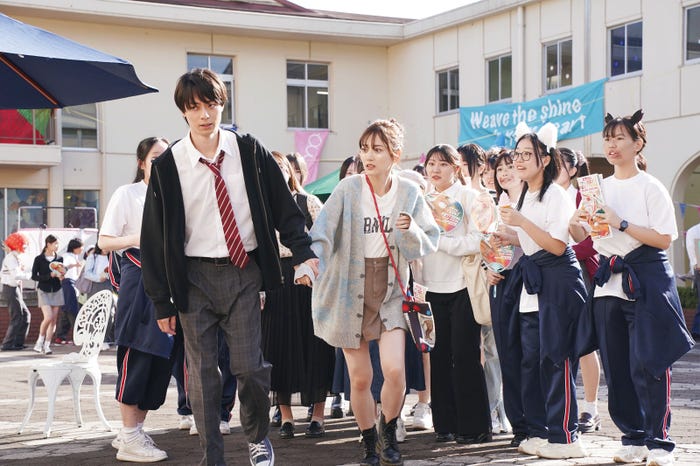 作間龍斗、山下美月(C)ましろ/COMISMA INC.(C)2025『山田くんとLv999の恋をする』製作委員会