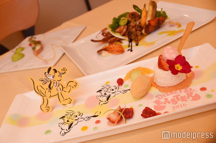 “ディズニー・イースター”エンパイアディナーオリジナルピン付き¥11,630(C)モデルプレス