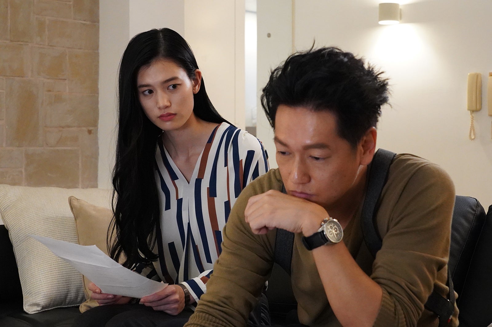 立花恵理、井浦新 （C）日本テレビ