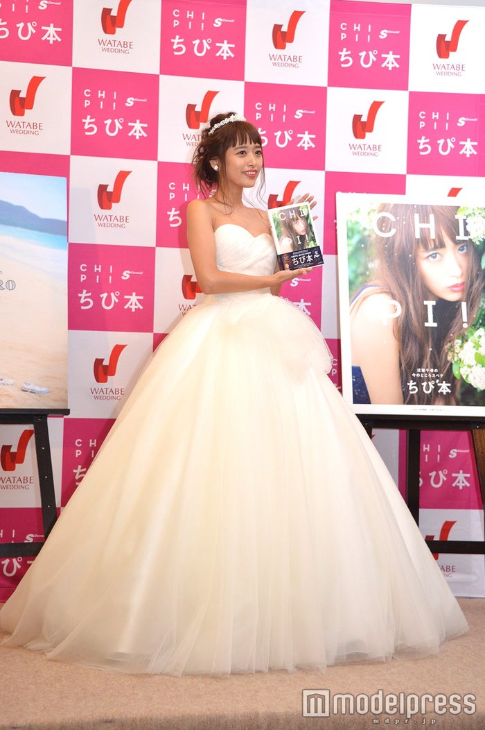 近藤千尋 ジャンポケ太田との婚約 結婚指輪のブランドは 大切な日には重ね付け モデルプレス 近藤千尋 ジャンポケ太田との婚約 結婚指輪のブランドは 大切な日には重ね付け モデルプレス