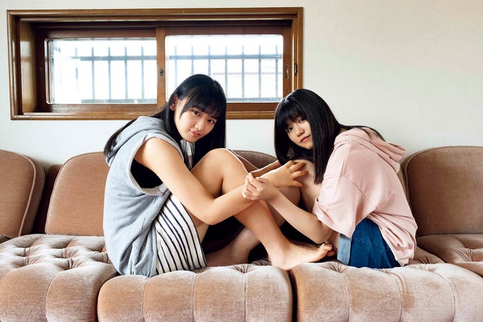 山崎天、武元唯衣(C)石垣星児、光文社