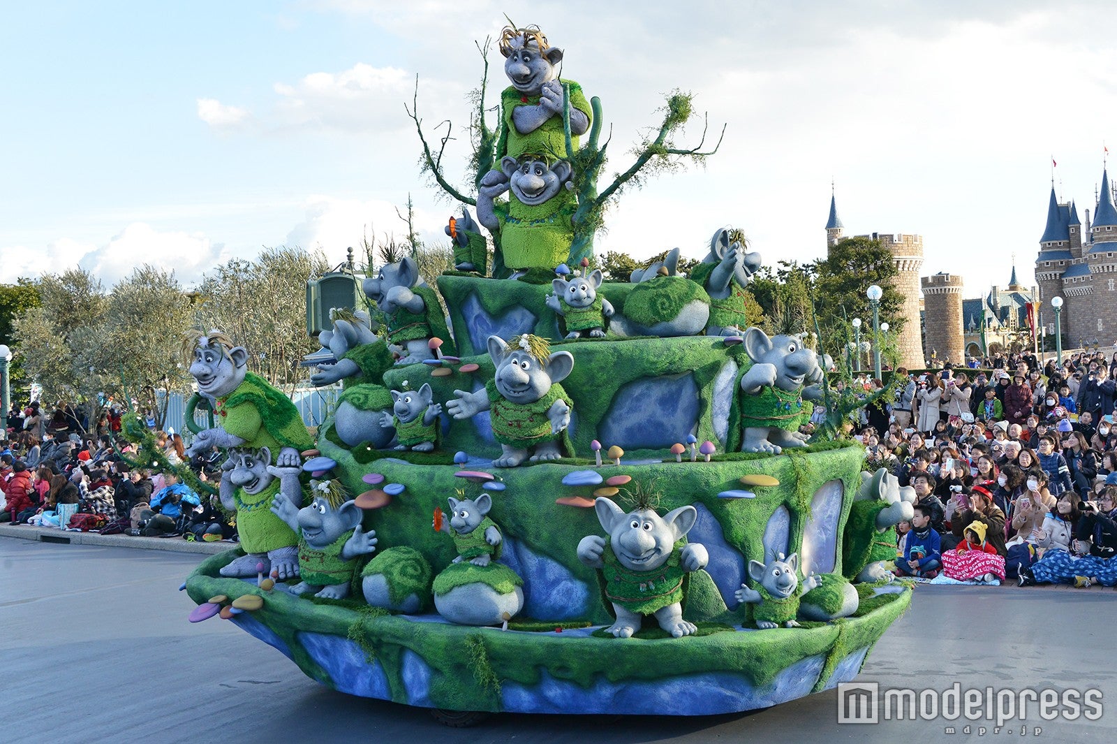 「フローズンファンタジーパレード」（C）モデルプレス