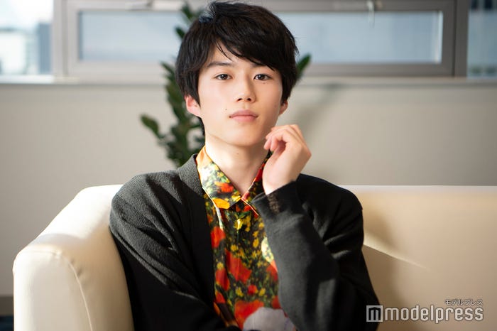 奥智哉(C)モデルプレス