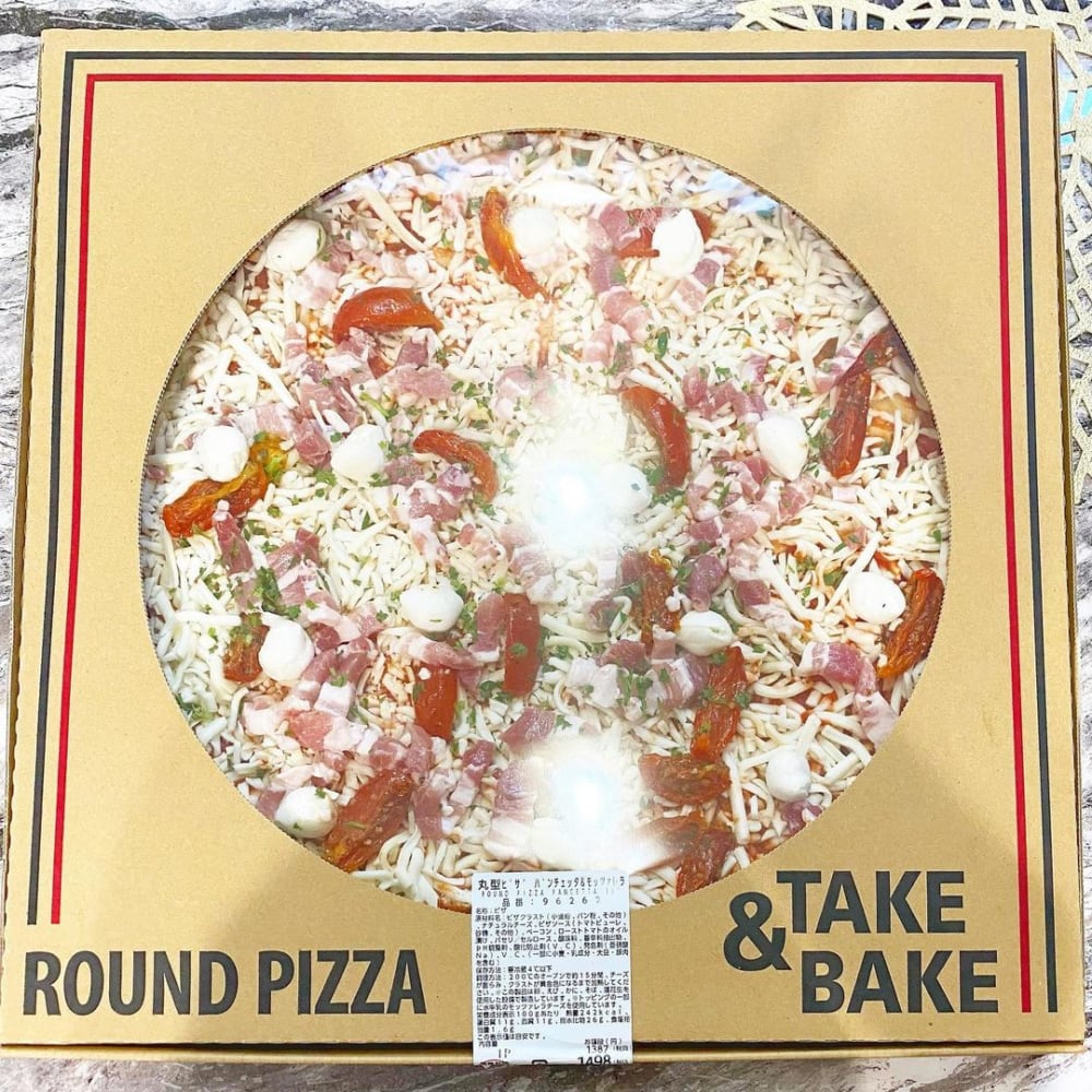 コストコのパンチェッタモッツァレラピザ