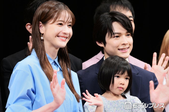 松本若菜、“初共演”SixTONES松村北斗の呼び方明かす「ちょっと積極的に」【西園寺さんは家事をしない】