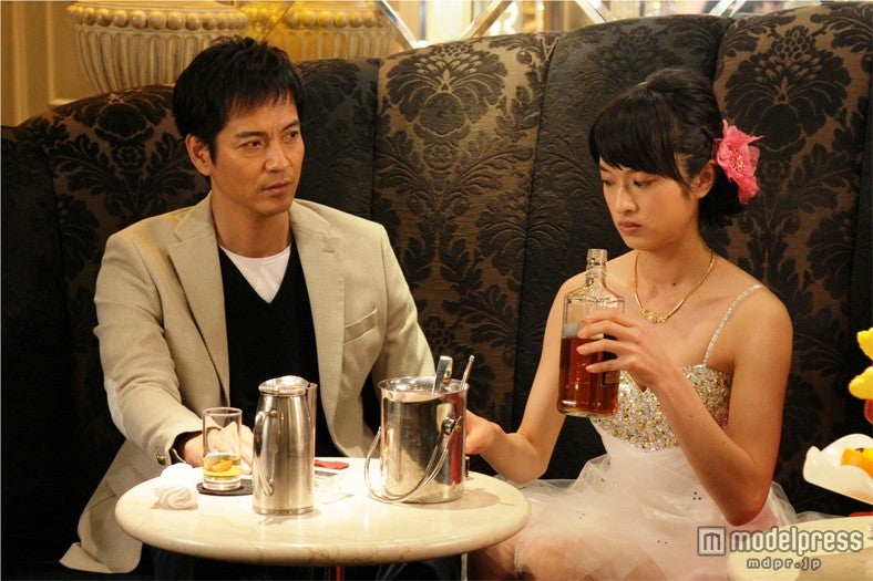 （左より）沢村一樹、門脇麦（C）フジテレビ