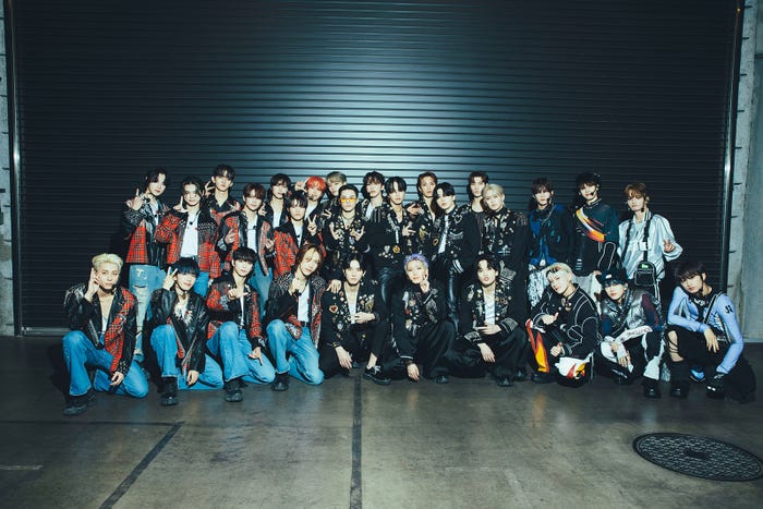 INI、JO1、DXTEEN(C)LAPONE Entertainment