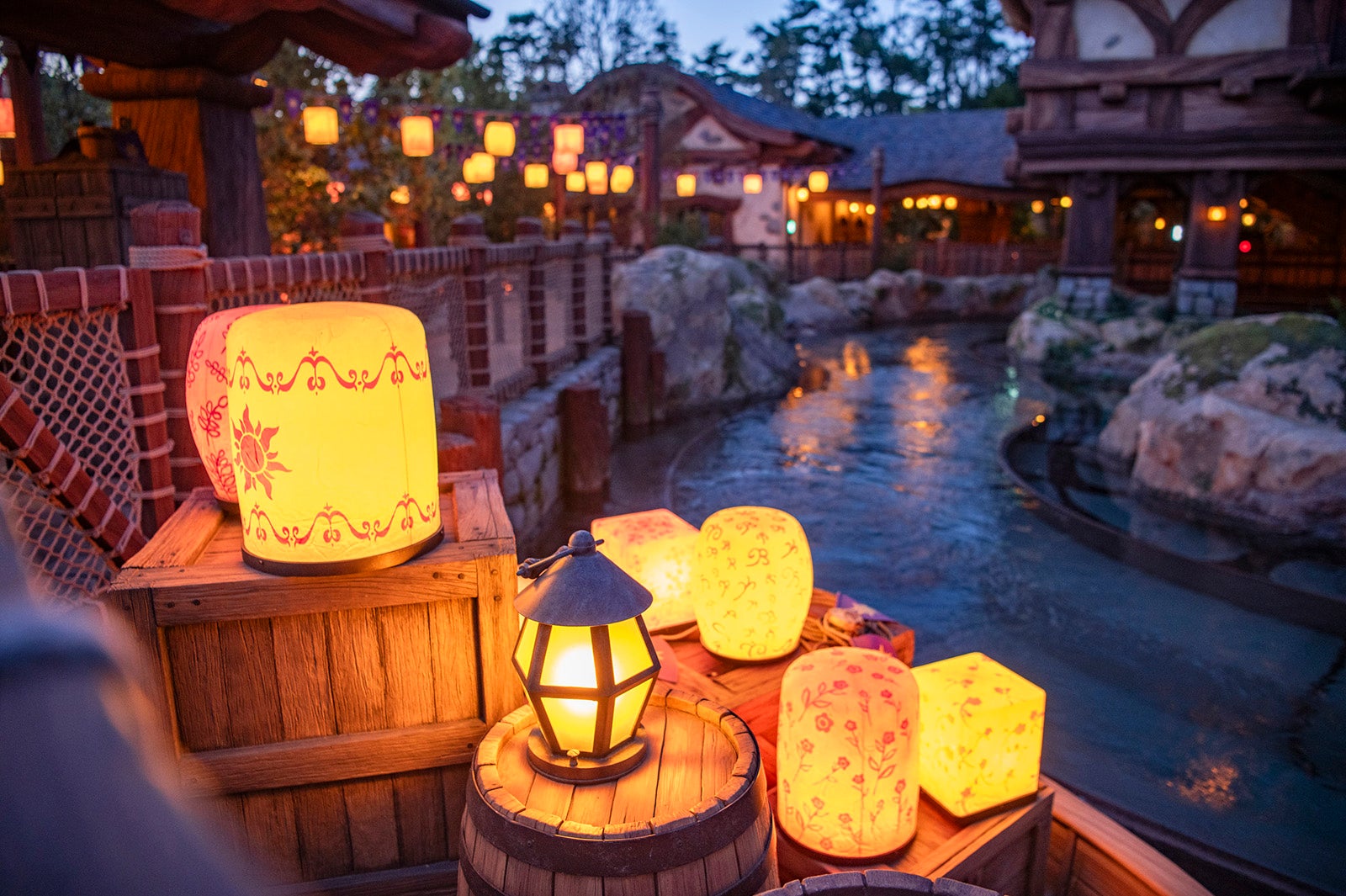 ラプンツェルのランタンフェスティバル（C）Disney