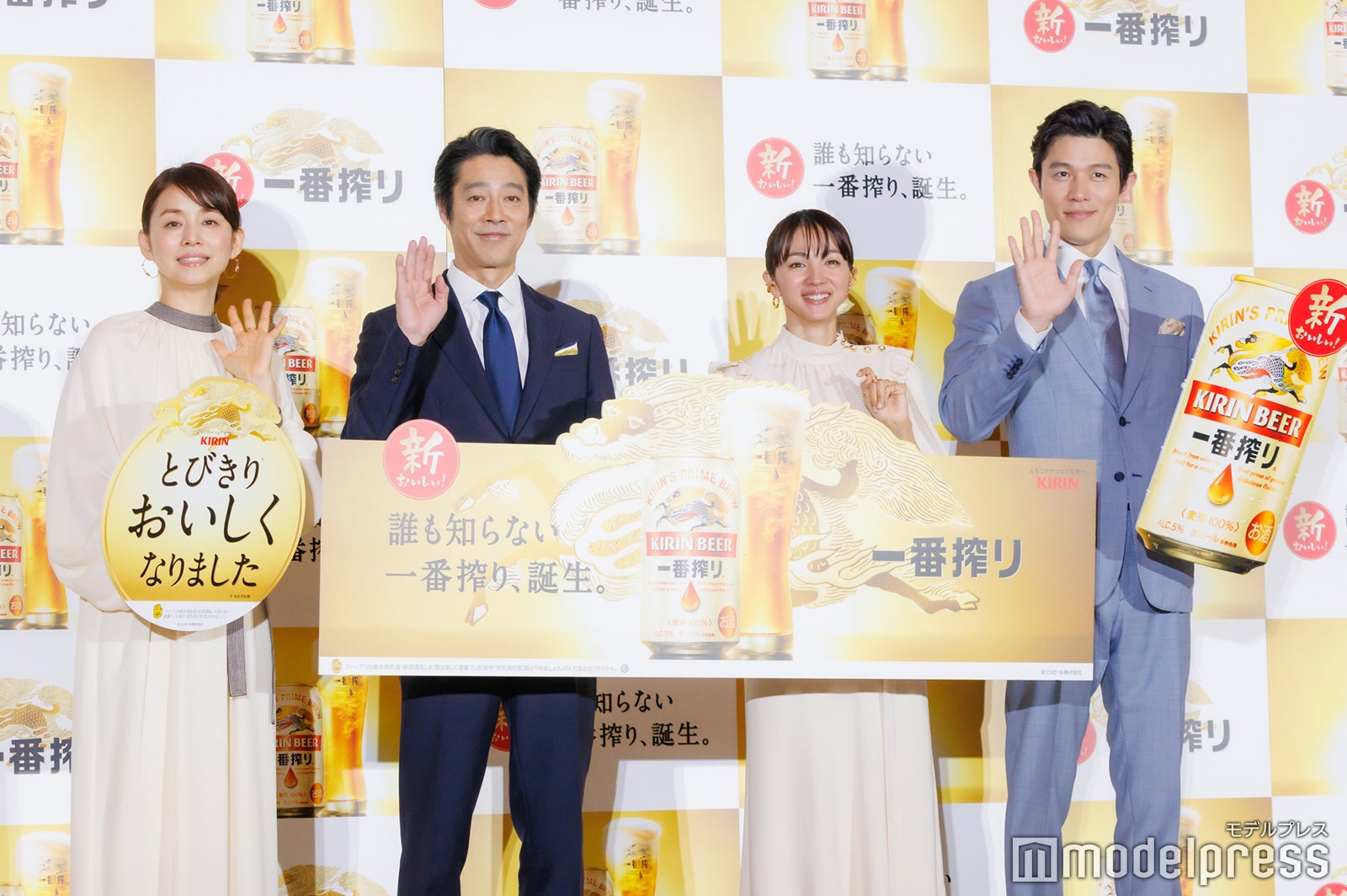 石田ゆり子、堤真一、満島ひかり、鈴木亮平（C）モデルプレス