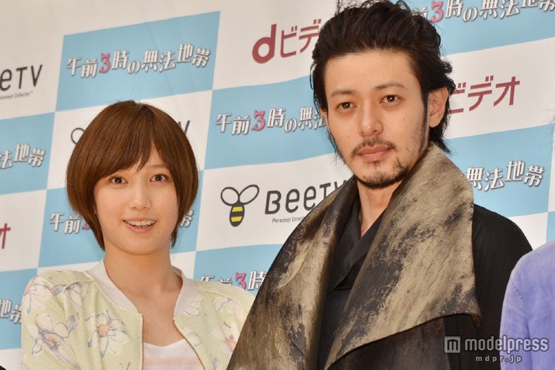 本田翼、オダギリジョー