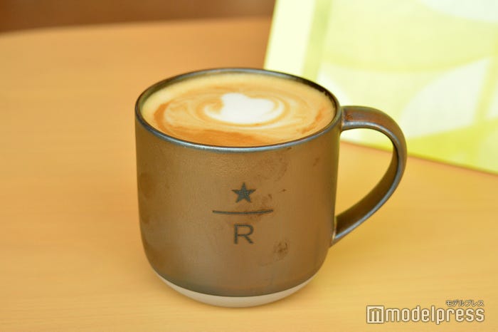 (C)モデルプレス