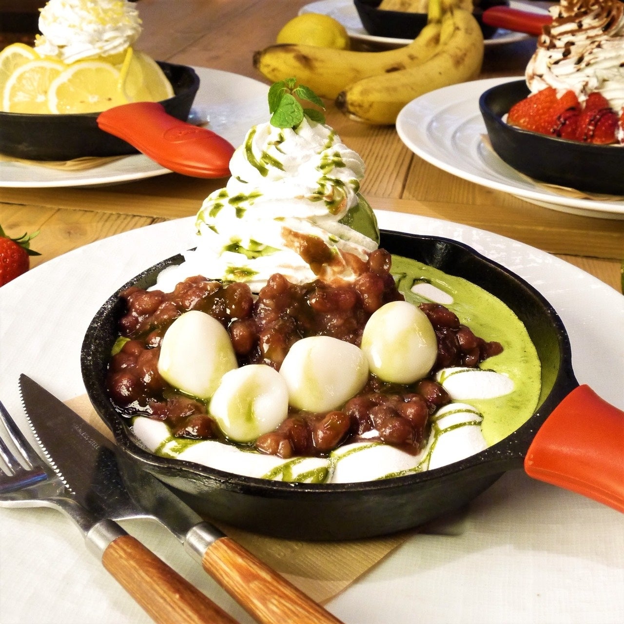 バナナとマシュマロのキャラメルマキアートスモア／画像提供：ディー・アール