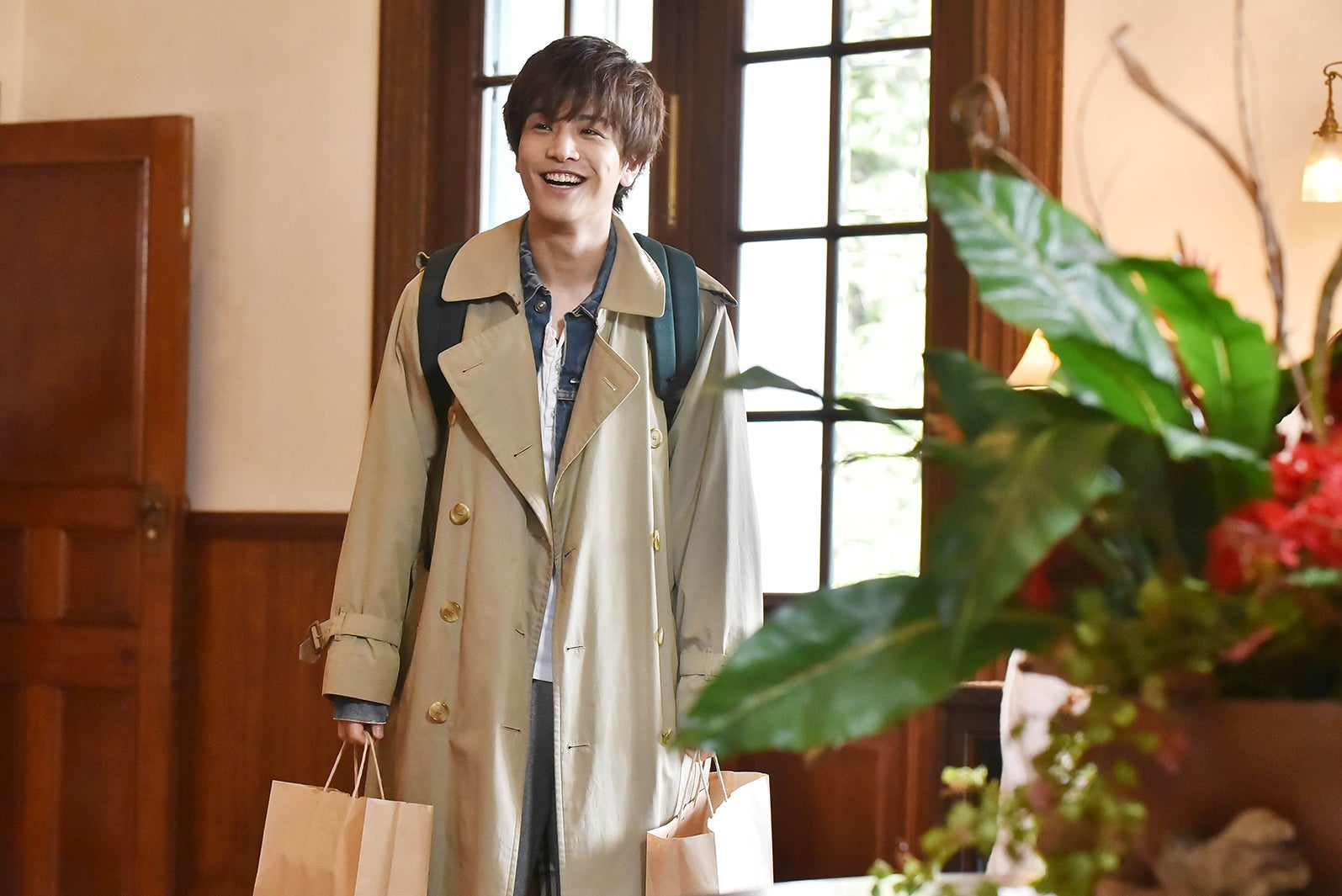 岩田剛典／「崖っぷちホテル！」第1話より（C）日本テレビ