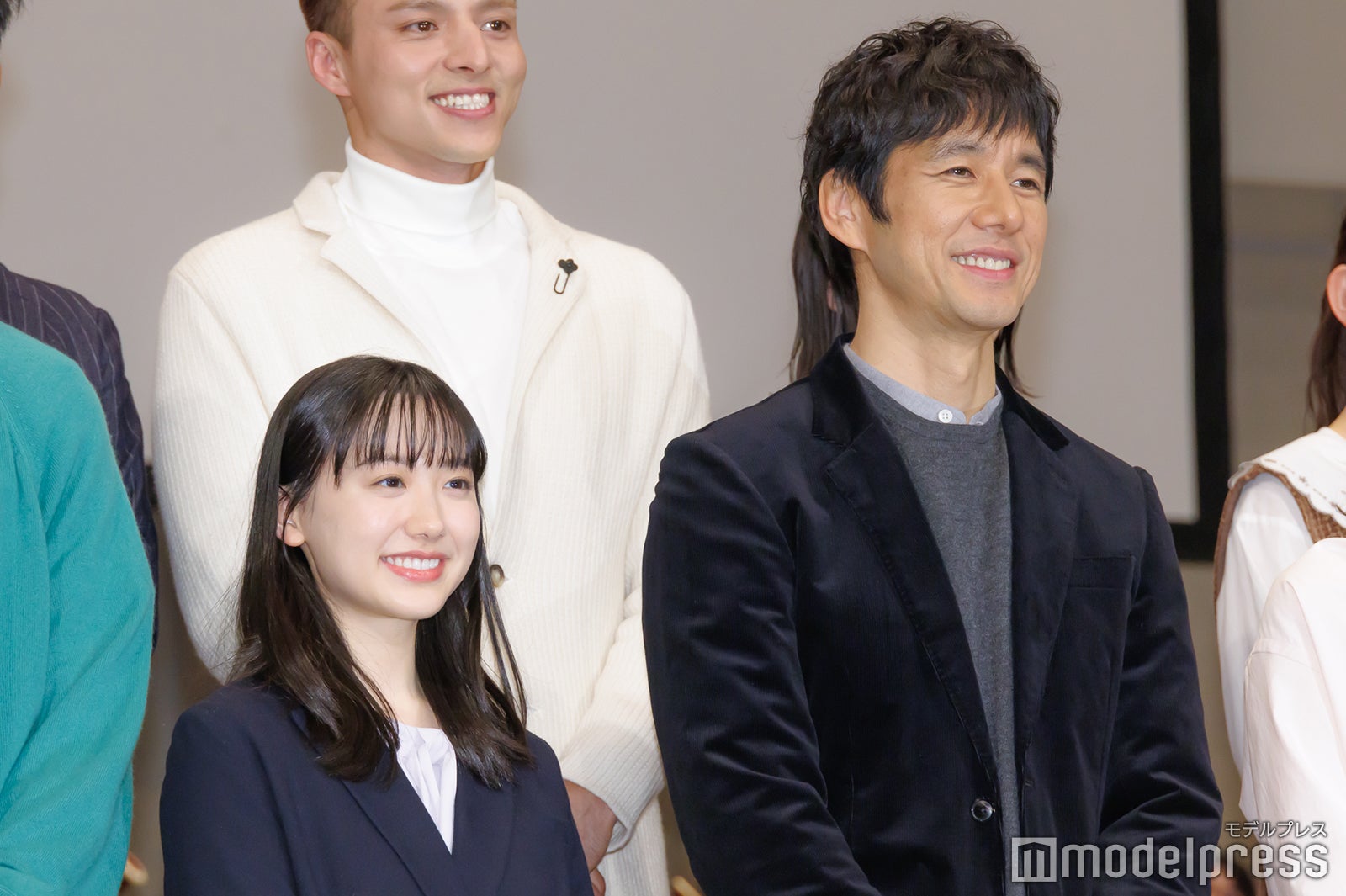 芦田愛菜、西島秀俊（C）モデルプレス