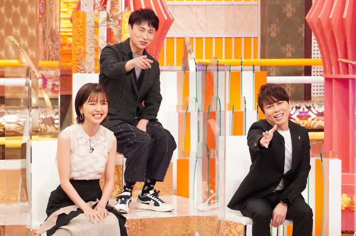 真野恵里菜、児嶋一哉、西川貴教(C)フジテレビ