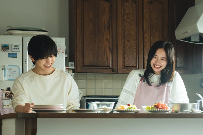 山田涼介、堀田真由「一次元の挿し木」第5話(C)松下龍之介/宝島社/ytv