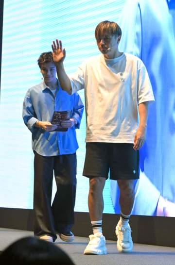 W杯 遠藤保仁氏 日本の快進撃に感慨「こんな点取れるようになったんですね」ぜいたく注文も「6点くらい行って」