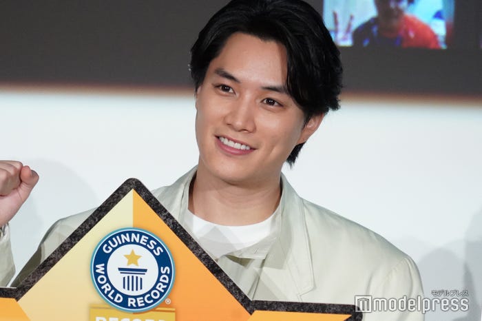 鈴木伸之 (C)モデルプレス