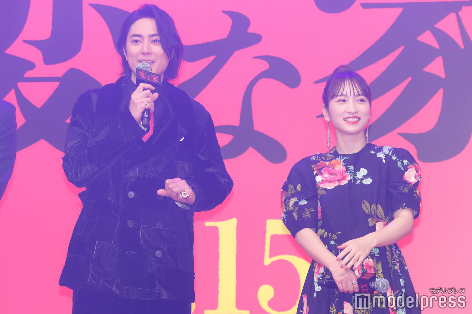 間宮祥太朗、川栄李奈（C）モデルプレス